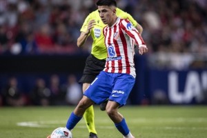 星空体育APP-记者：阿尔马达冬窗更可能继续留在马竞，后者坚持要价4000万欧