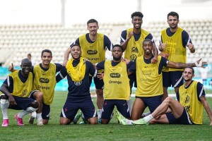 星空体育-【前瞻】德尚或排五中卫首发 姆巴佩期待破荒