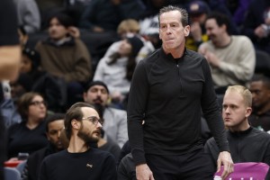 星空体育下载-森林狼三分命中率53%！阿特金森：换防有失误 干扰投篮要做得更好