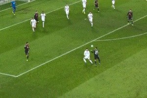 星空体育APP-【德甲】莱万点射+中柱 奥格斯堡点球中柱 拜仁客胜